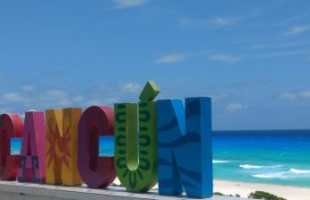 letreiro de cancún